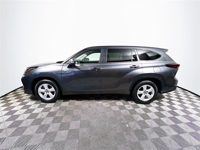 2024 Toyota Highlander LE