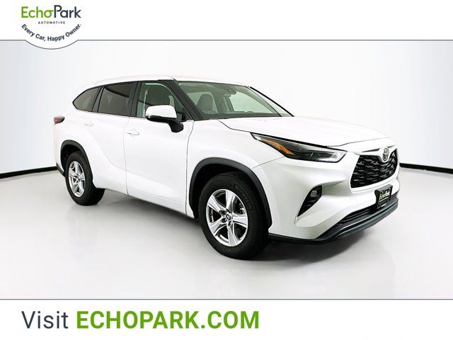 2024 Toyota Highlander LE