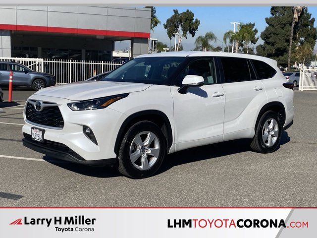 2024 Toyota Highlander LE