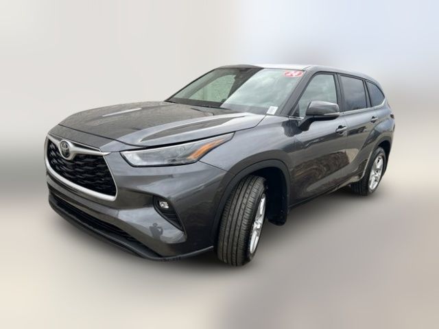 2024 Toyota Highlander LE