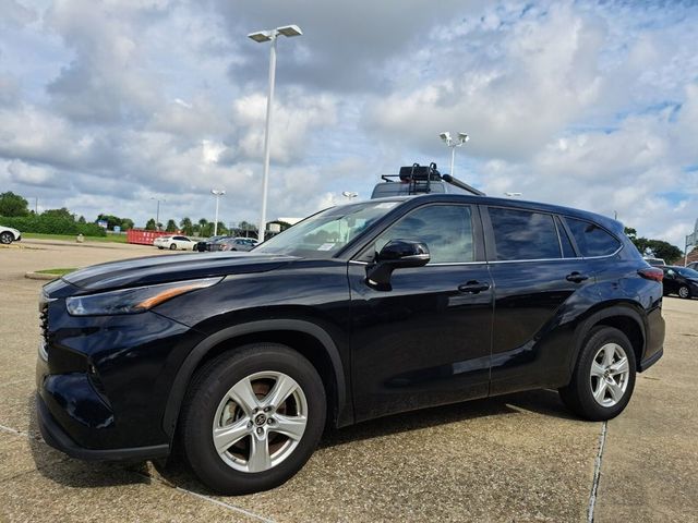 2024 Toyota Highlander LE
