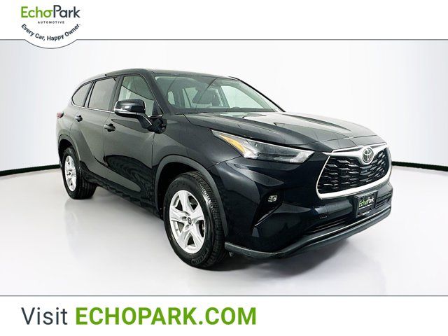 2024 Toyota Highlander LE