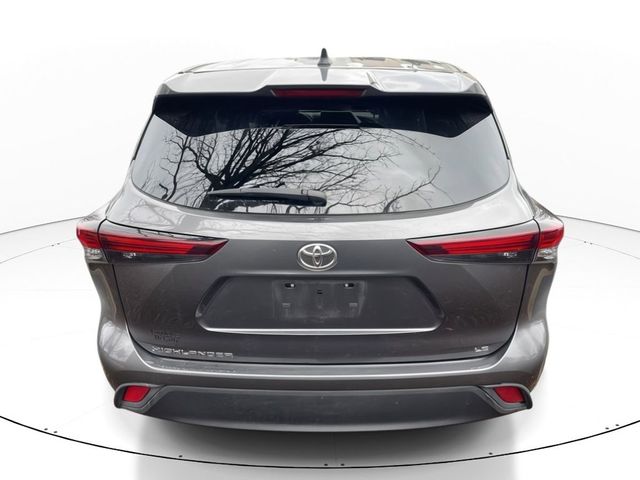 2024 Toyota Highlander LE