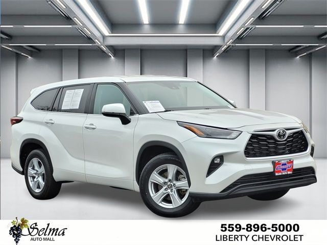 2024 Toyota Highlander LE