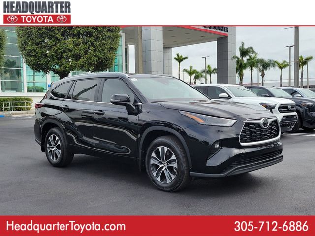 2024 Toyota Highlander XLE