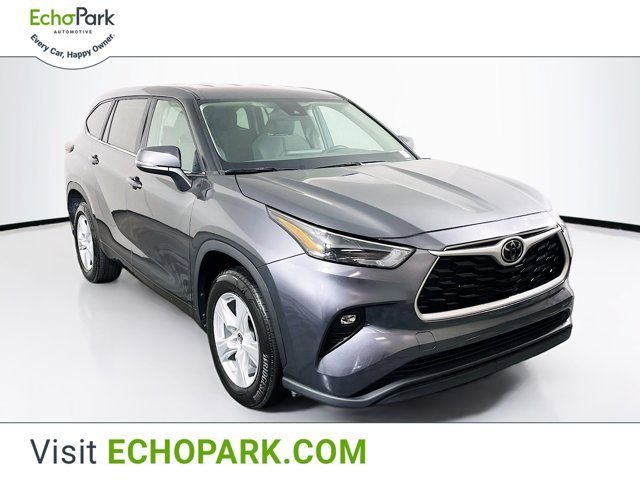 2024 Toyota Highlander LE