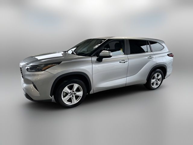 2024 Toyota Highlander LE