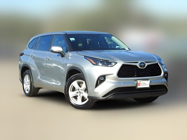 2024 Toyota Highlander LE