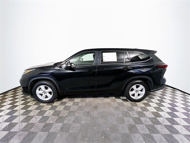 2024 Toyota Highlander LE