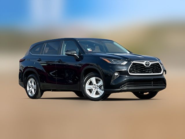 2024 Toyota Highlander LE