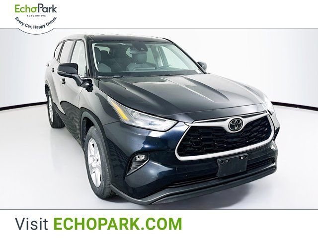 2024 Toyota Highlander LE