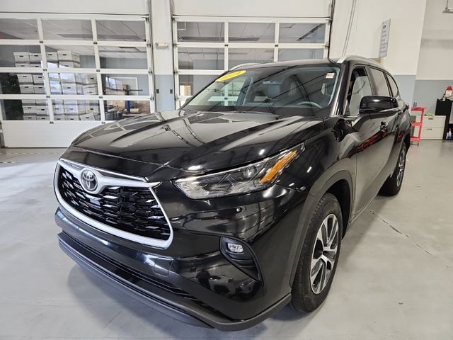 2024 Toyota Highlander XLE