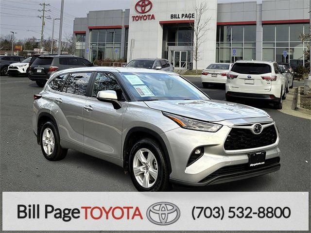 2024 Toyota Highlander LE