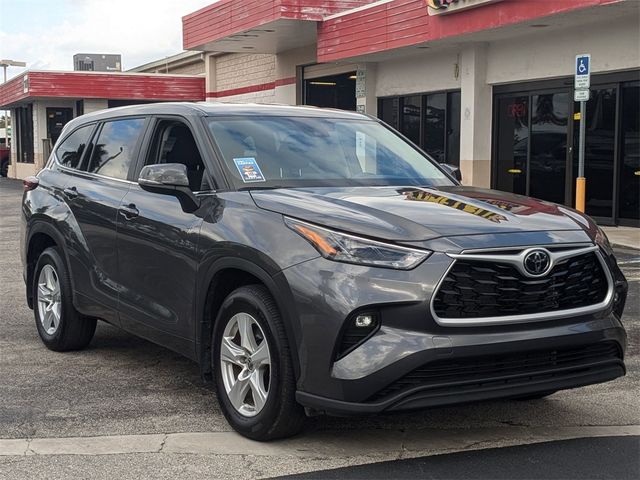 2024 Toyota Highlander XLE