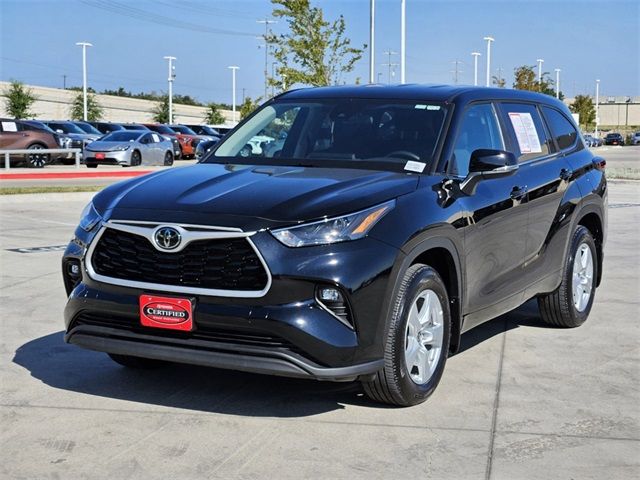 2024 Toyota Highlander LE