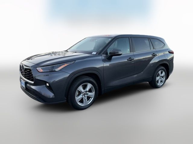 2024 Toyota Highlander LE