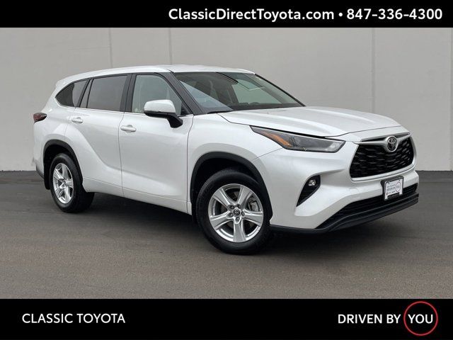 2024 Toyota Highlander LE