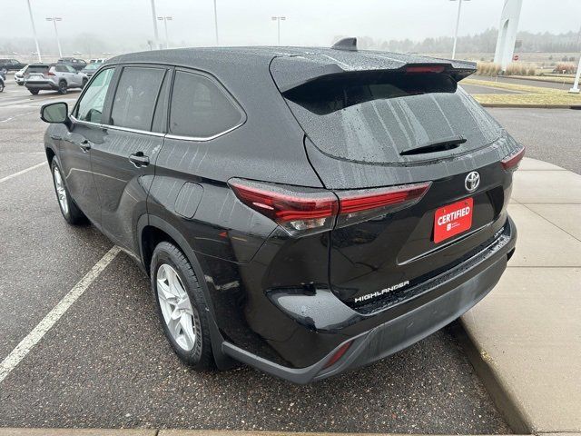 2024 Toyota Highlander LE