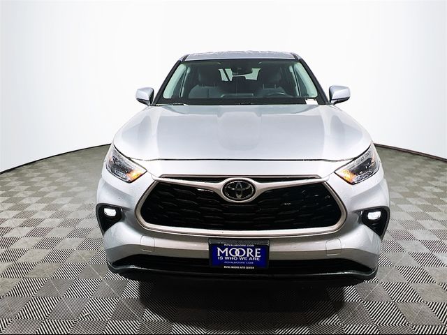 2024 Toyota Highlander LE