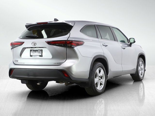 2024 Toyota Highlander LE