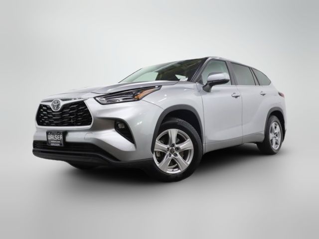 2024 Toyota Highlander LE