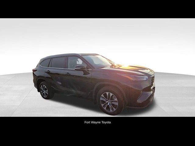 2024 Toyota Highlander XLE