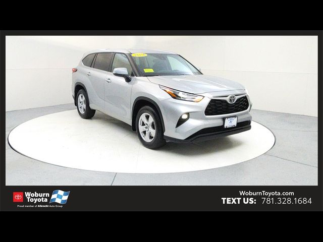 2024 Toyota Highlander LE