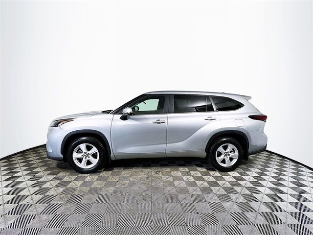 2024 Toyota Highlander LE