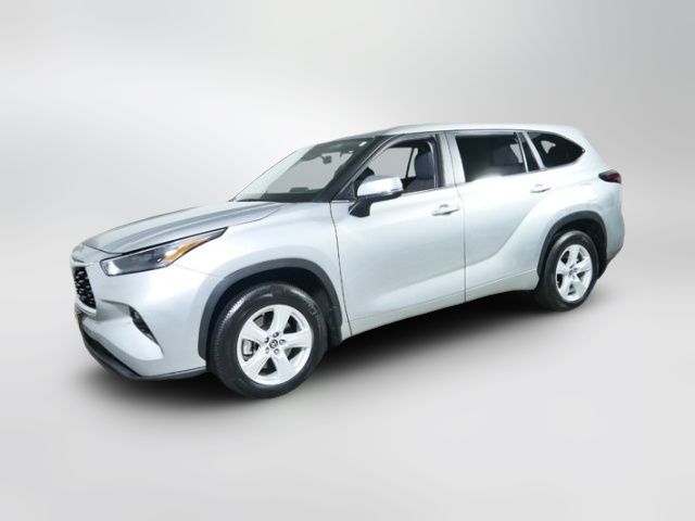 2024 Toyota Highlander LE