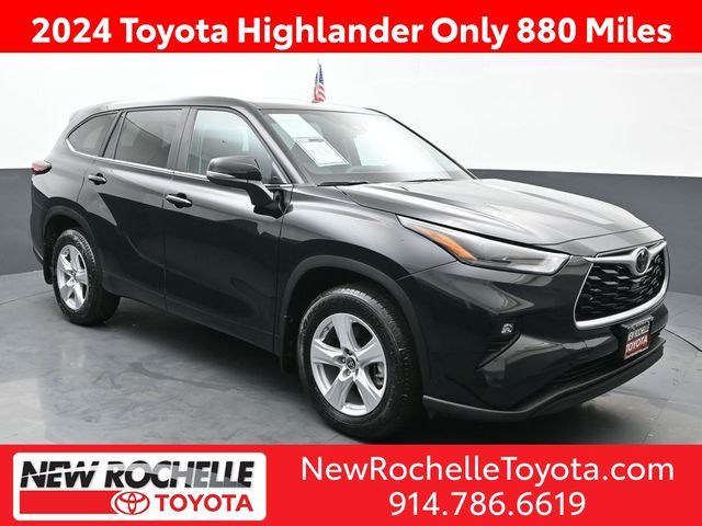 2024 Toyota Highlander LE