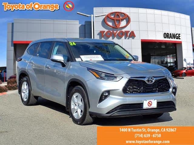 2024 Toyota Highlander LE