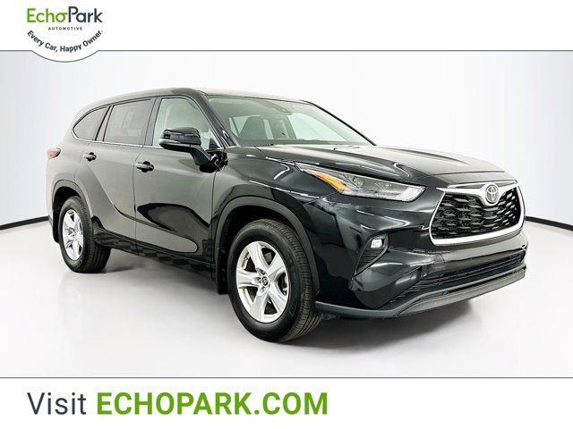 2024 Toyota Highlander LE