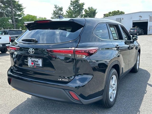 2024 Toyota Highlander LE