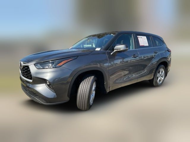 2024 Toyota Highlander LE