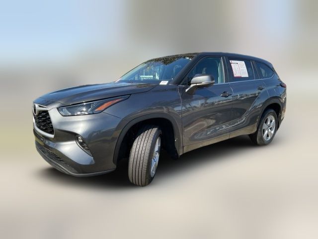 2024 Toyota Highlander LE