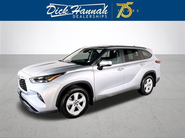 2024 Toyota Highlander LE