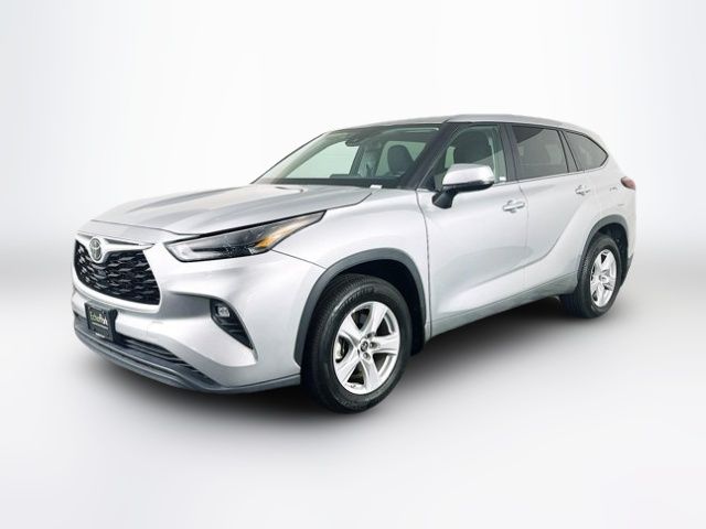 2024 Toyota Highlander LE