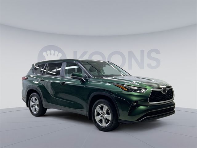 2024 Toyota Highlander LE