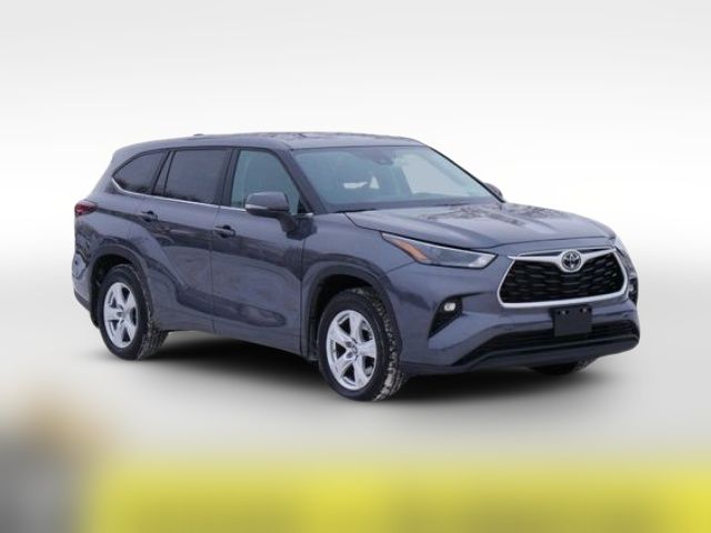 2024 Toyota Highlander XLE