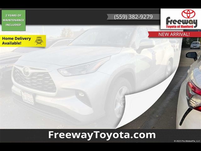 2024 Toyota Highlander LE