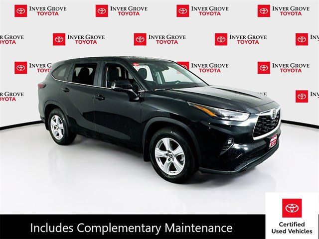 2024 Toyota Highlander LE