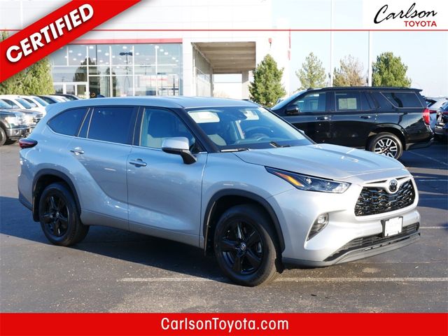 2024 Toyota Highlander LE