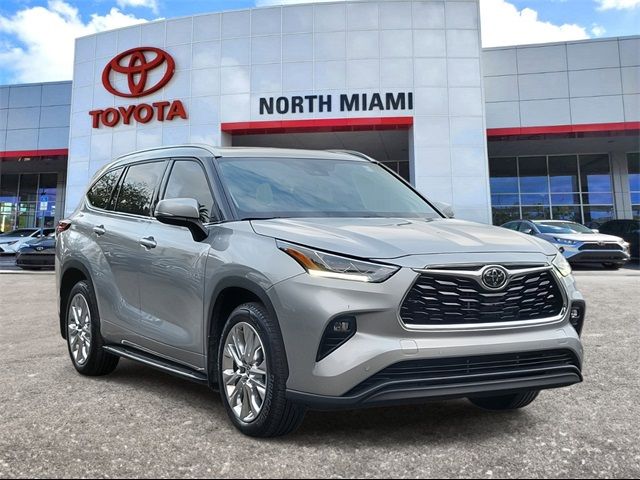 2024 Toyota Highlander Limited