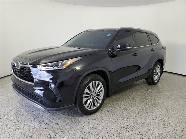 2024 Toyota Highlander Platinum