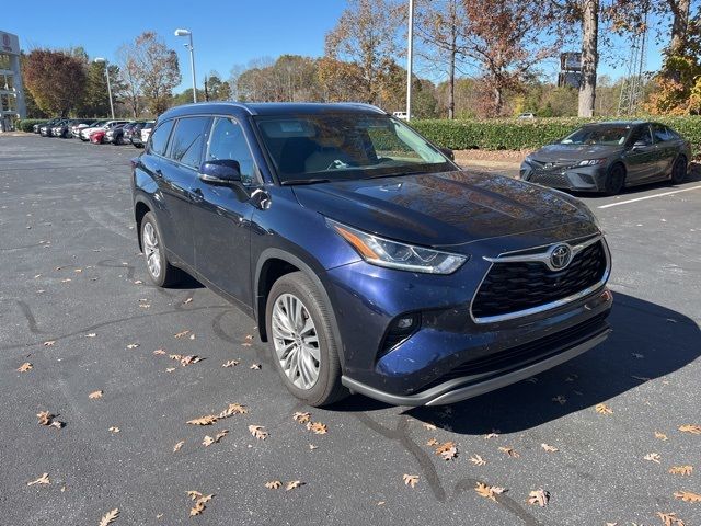 2024 Toyota Highlander Platinum