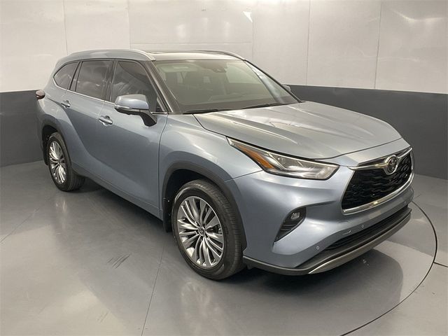 2024 Toyota Highlander Platinum