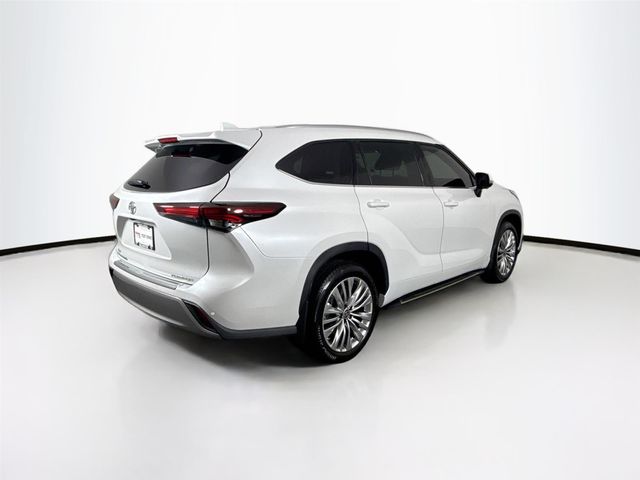 2024 Toyota Highlander Platinum