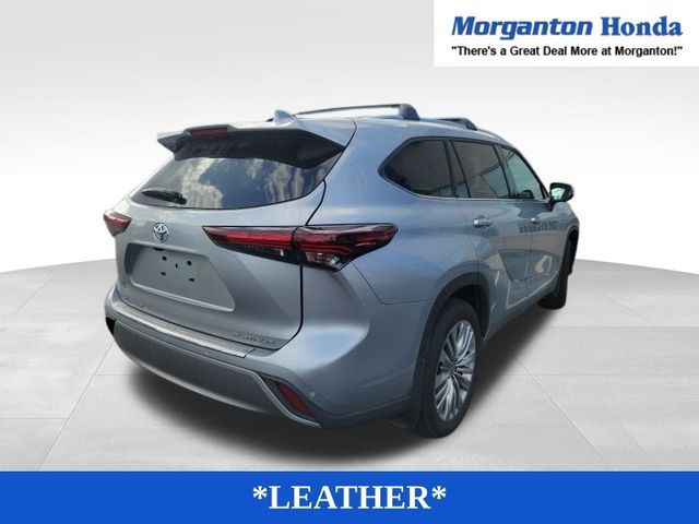 2024 Toyota Highlander Platinum