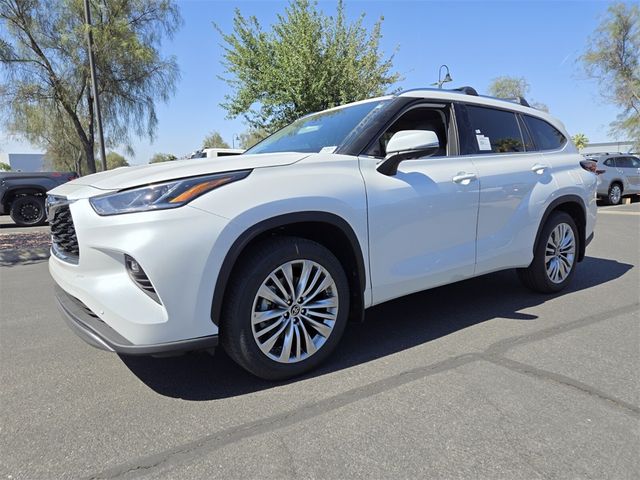 2024 Toyota Highlander Platinum