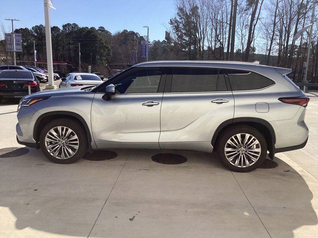 2024 Toyota Highlander Platinum